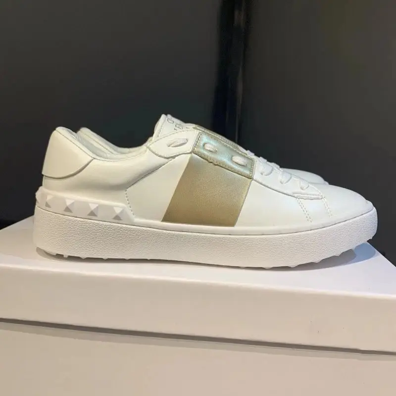 Valentino Rockstud Sneakers 2