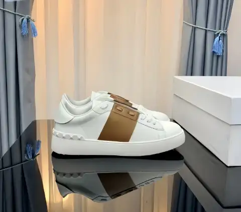 Valentino Rockstud Sneakers [22 styles] 6