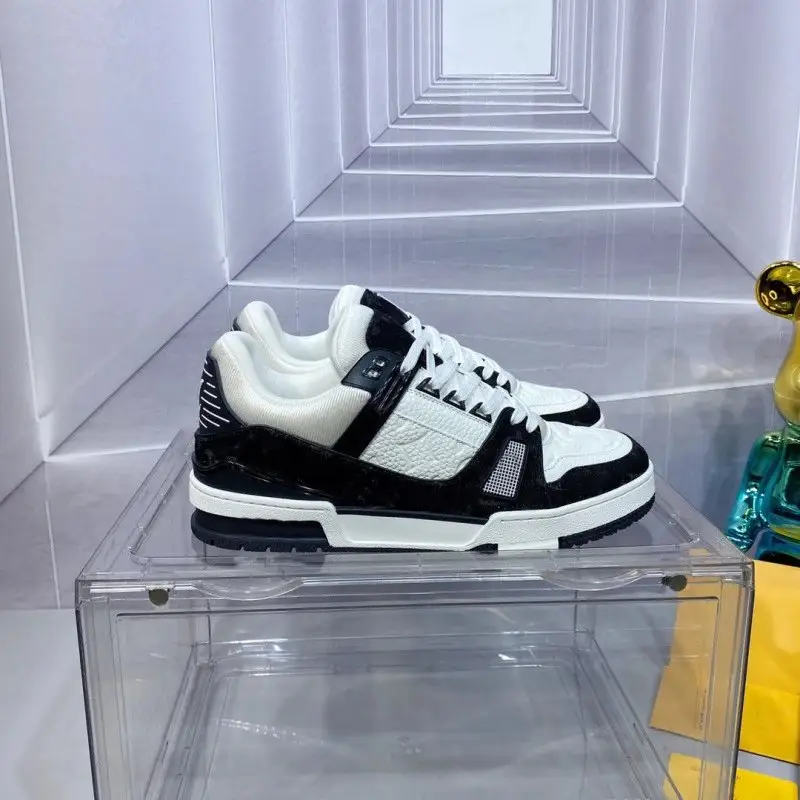 LV Damier Trainer 2